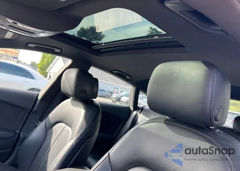 2016 Audi Rs7 из США, поврежденный, VIN WUAW2BFC5GN902306